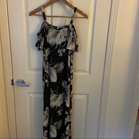 Floral maxi dress - Picture 2 of 2